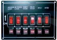 Panel control horizontal con interruptores iluminados.